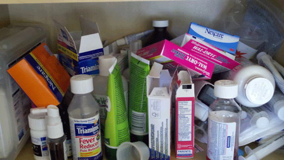 messy medicine cabinet - Square Cow Moovers