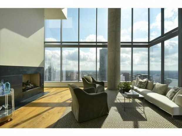 Living Room : Enjoy the spectacular view from the 36th floor pen