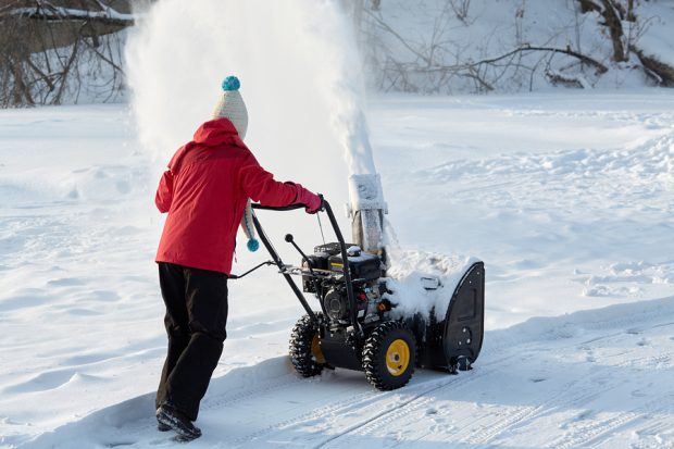 Essential Tips for Moving in the Snow - Square Cow Moovers