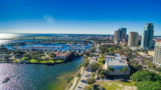 St. Petersburg Movers